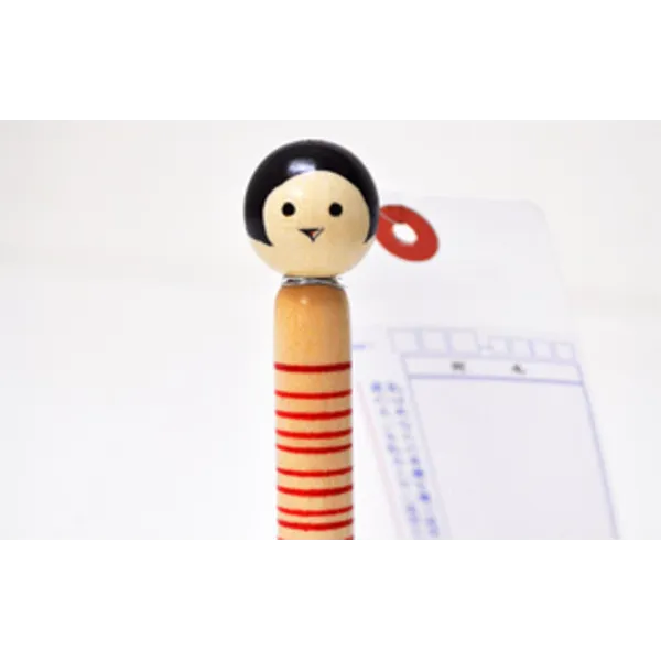 わたしは、東北生まれのボーダーこけしです。(683円税込み）